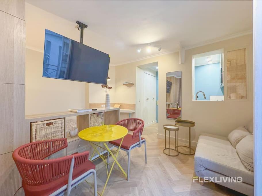 Luxury Studio In City Center Párizs Kültér fotó